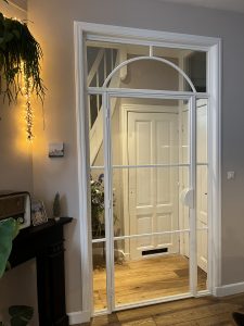Project: Witte stalen deur met bovenlicht – Den Haag 1 IMG 6558